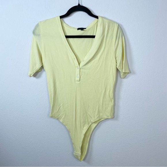 ATM Yellow Bodysuit - Picture 2 of 8